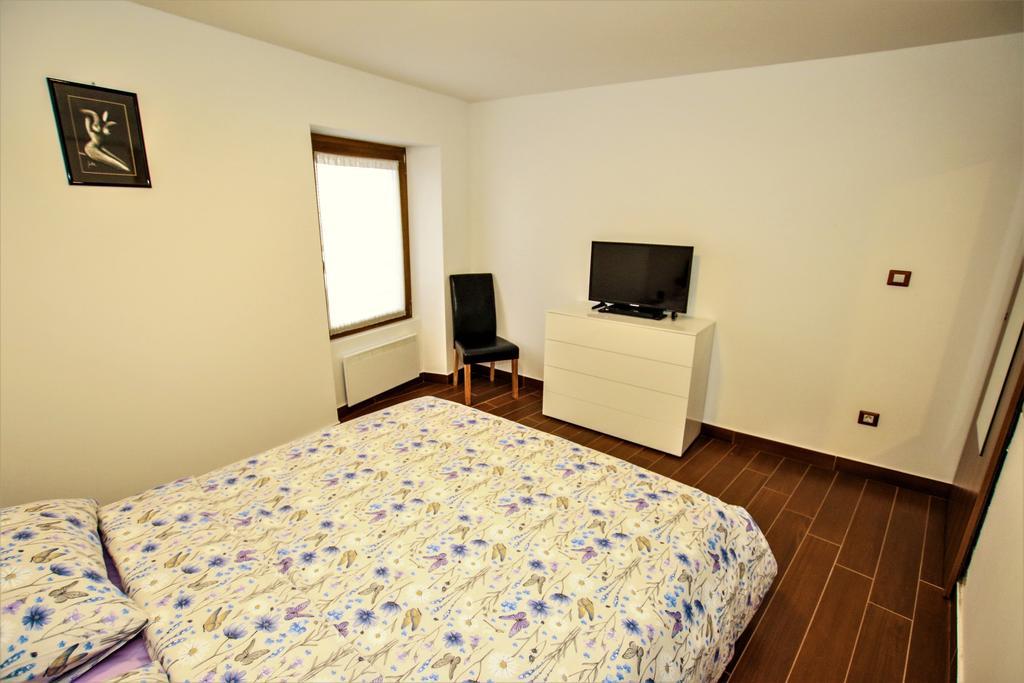 Apartment Old Town Square Porec Bagian luar foto